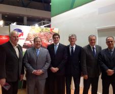 Delegação paranaense no stand do Brasil na 22ª Worldfood Moscow 2013. 