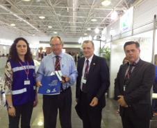Visita do Herbert Schneider presidente do grupo adoc da OIE sobre avaliação dos serviços veterinários, recebido pelo Diretor-presidente da Adapar, Inácio Kroetz, chefe de gabinete, Silmar Pires Burer e a médica veterinária Mariana Ricciardi.