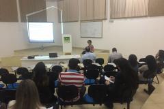 Adapar Orienta sobre Atribuições de médicos veterinários RTs em Guarapuava.