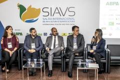 Adapar participa do Salão Internacional de Avicultura e Suinocultura - SIAVS. 