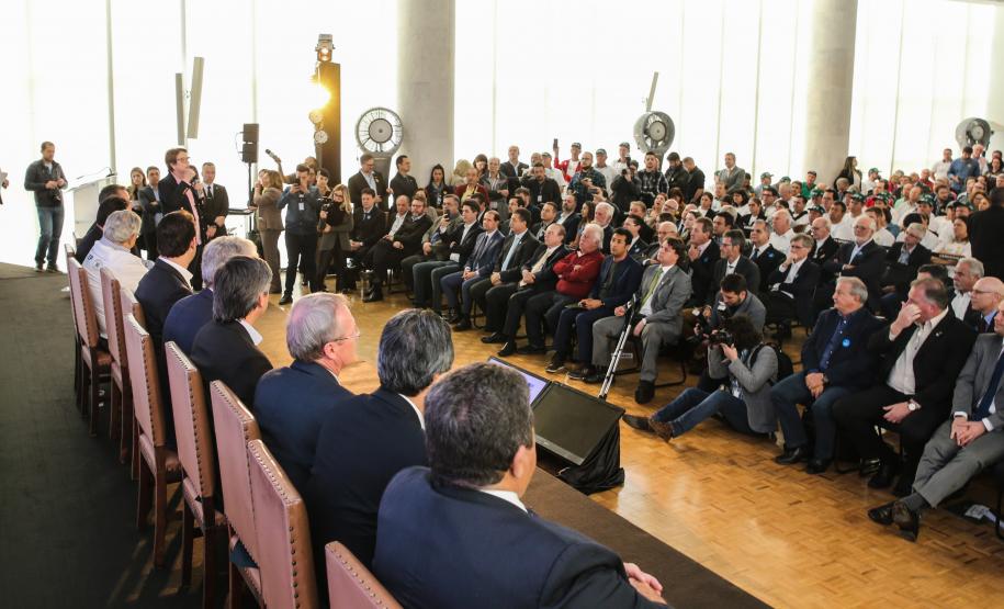 Assinatura IN suspensão vacinação