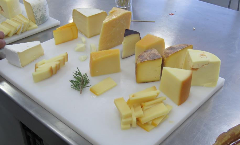 Ações da Adapar asseguram qualidade dos produtos no Prêmio Queijos do Paraná