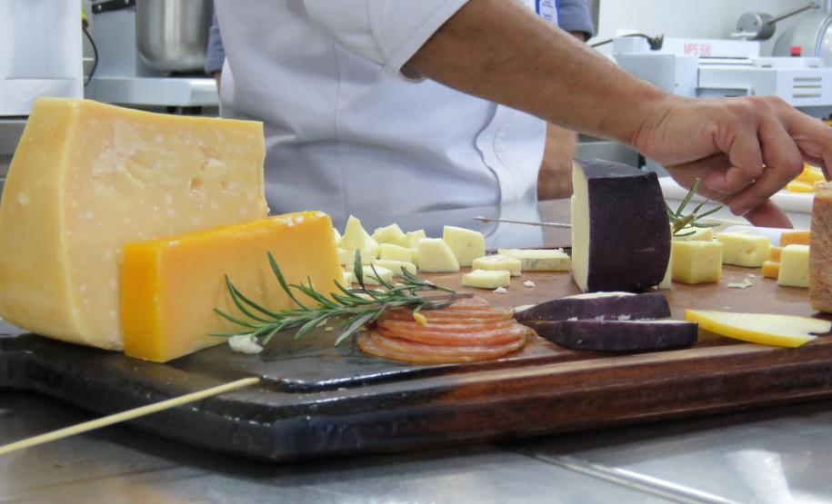 Ações da Adapar asseguram qualidade dos produtos no Prêmio Queijos do Paraná