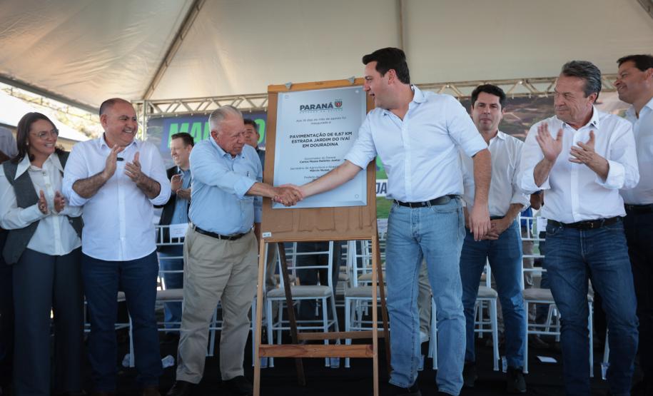 Estrada que liga distrito a Douradina ganha pavimentação em obra de R$ 8 milhões