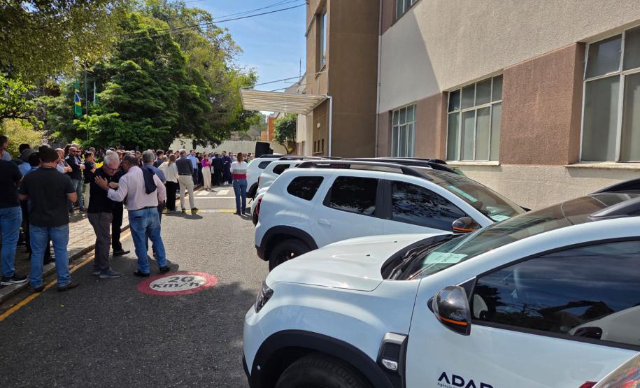 Adapar recebe 17 veículos para reforçar a defesa agropecuária e ações de fiscalização