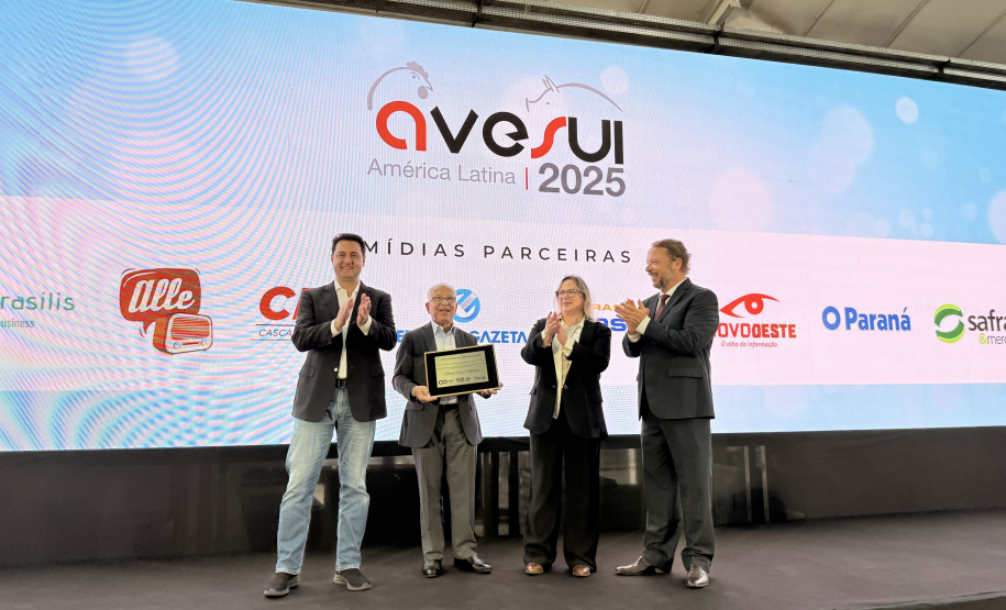 Adapar anuncia adesão de dois novos municípios ao Susaf durante a AveSui 2025