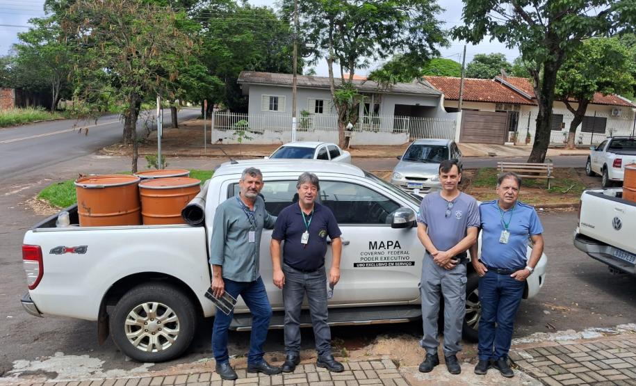 Adapar e Mapa realizam ação de coleta de agrotóxicos ilegais em Cidade Gaúcha