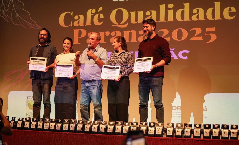 Produtoras de Apucarana e Pinhalão vencem o Concurso Café Qualidade