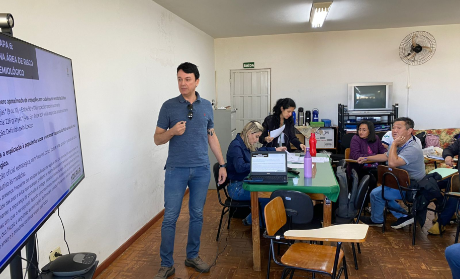 Treinamento sobre suspeitas e emergências avícolas é promovido pelo Governo do Paraná