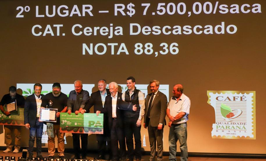 Produtoras de Apucarana e Pinhalão vencem o Concurso Café Qualidade