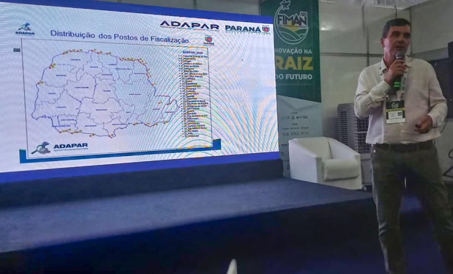 Adapar visita plantações e reforça orientações sobre vassoura-de-bruxa da mandioca