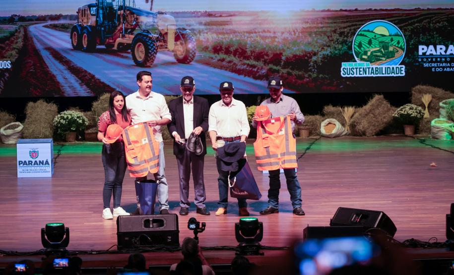 Patrulheiros da Sustentabilidade vai melhorar estradas rurais e conservar água e solo do Paraná