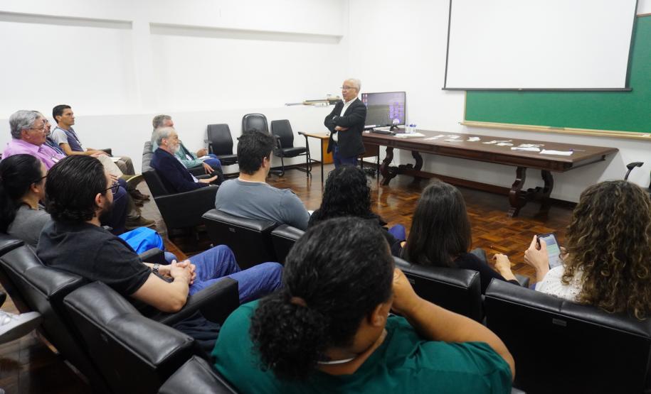 Servidores da Adapar participam de treinamento de brigada de incêndio