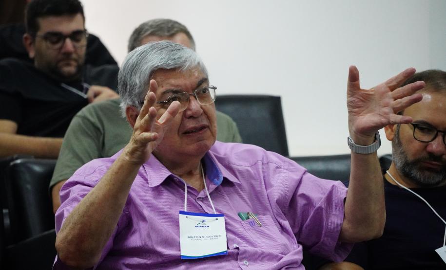 Servidores da Adapar participam de treinamento de brigada de incêndio