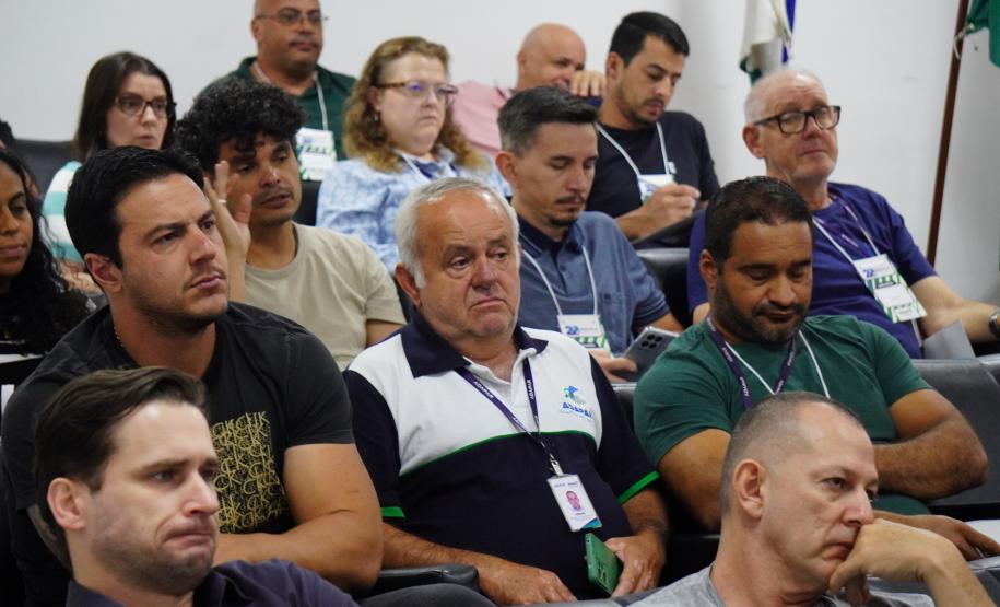 Servidores da Adapar participam de treinamento de brigada de incêndio