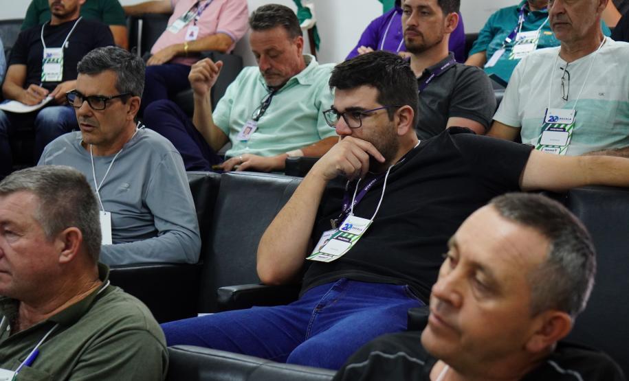 Servidores da Adapar participam de treinamento de brigada de incêndio