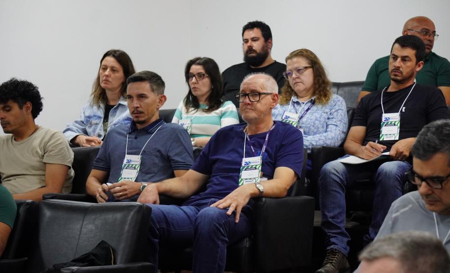 Servidores da Adapar participam de treinamento de brigada de incêndio