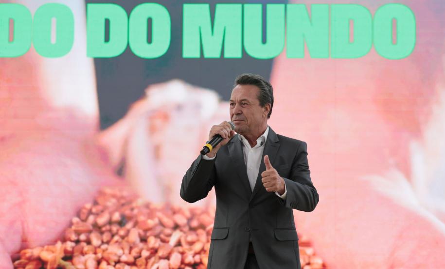 Estado reforça sistema de agricultura com 324 servidores e entrega de 250 veículos