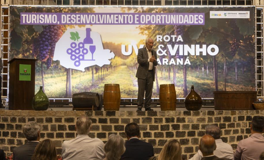 Governador em exercício Darci Piana participa do lançamento da Rota da Uva e Vinho.