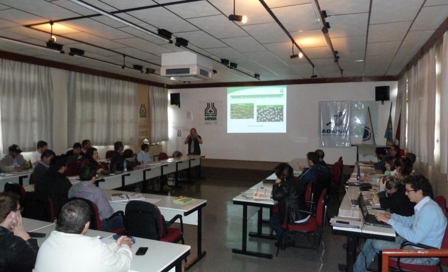 Inscrições para  capacitação de engenheiros agrônomos da Adapar para a emissão de certificados fitossanitários vão até 20 de fevereiro