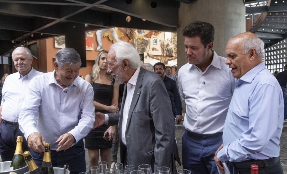 Governador em exercício Darci Piana participa do lançamento da Rota da Uva e Vinho.