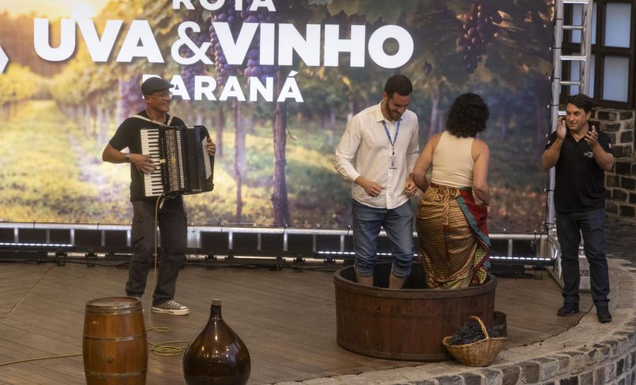 Governador em exercício Darci Piana participa do lançamento da Rota da Uva e Vinho.