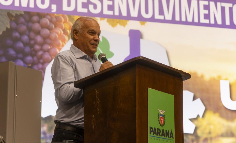 Governador em exercício Darci Piana participa do lançamento da Rota da Uva e Vinho.