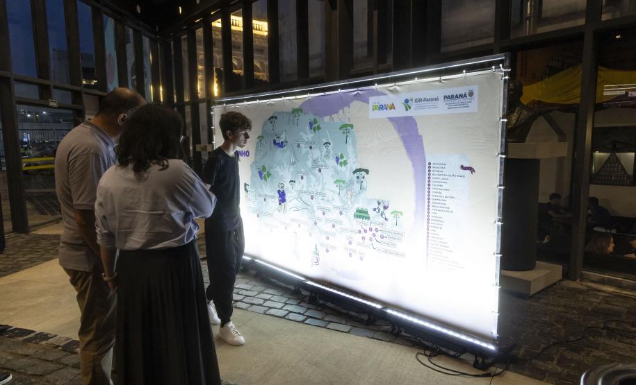 Governador em exercício Darci Piana participa do lançamento da Rota da Uva e Vinho.