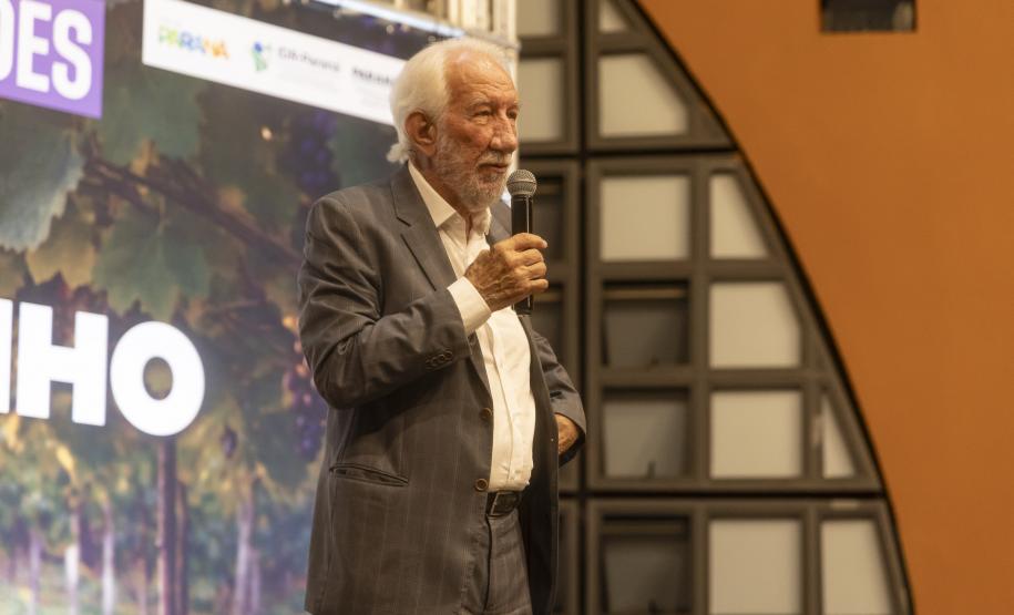 Governador em exercício Darci Piana participa do lançamento da Rota da Uva e Vinho.