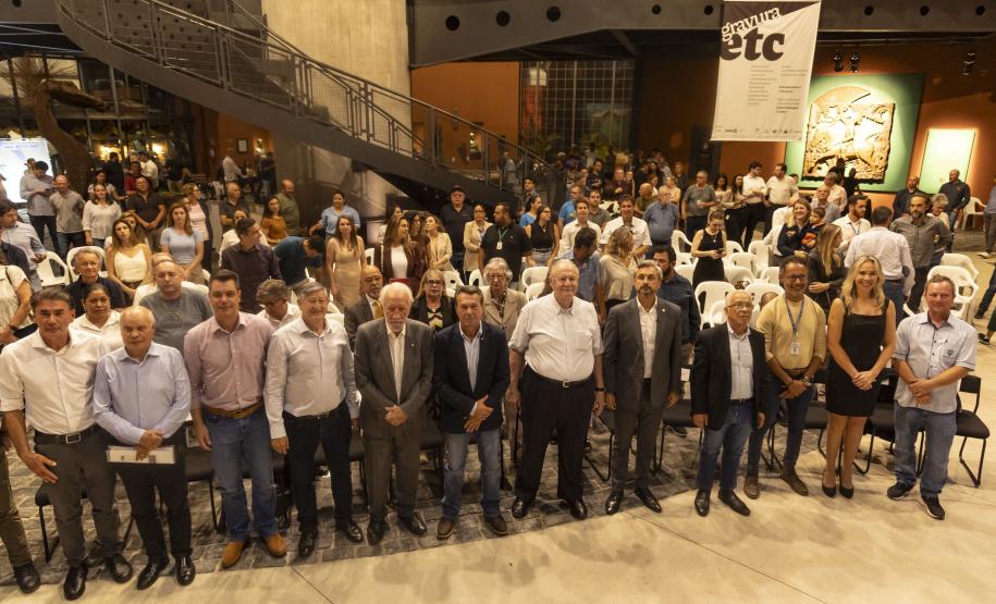 Governador em exercício Darci Piana participa do lançamento da Rota da Uva e Vinho.