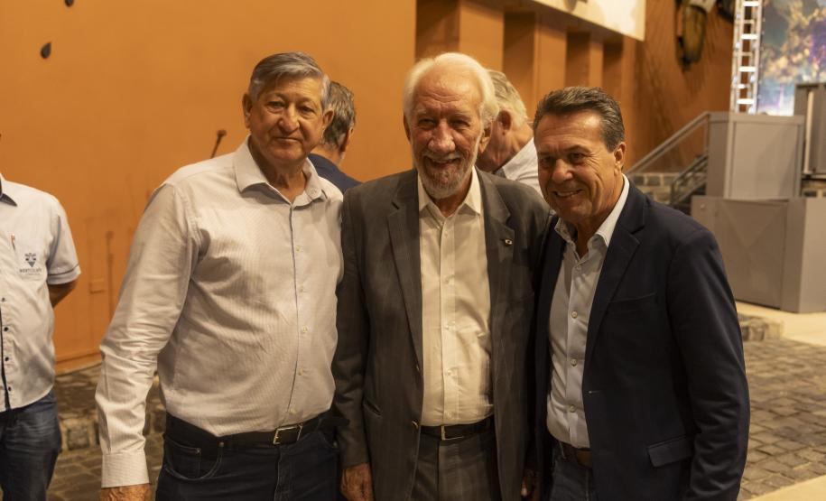 Governador em exercício Darci Piana participa do lançamento da Rota da Uva e Vinho.