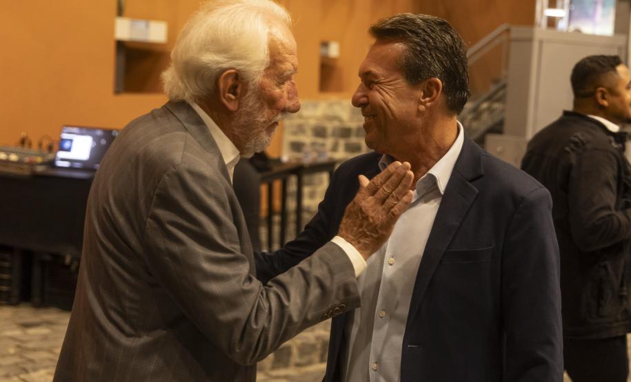 Governador em exercício Darci Piana participa do lançamento da Rota da Uva e Vinho.