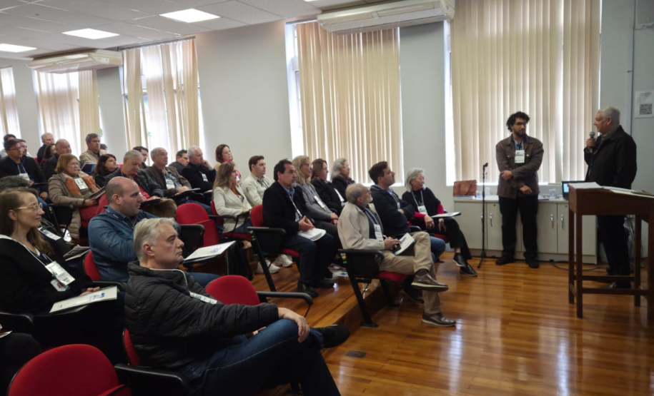 Adapar promove encontro para desenvolvimento de gestores alinhados ao planejamento estratégico institucional