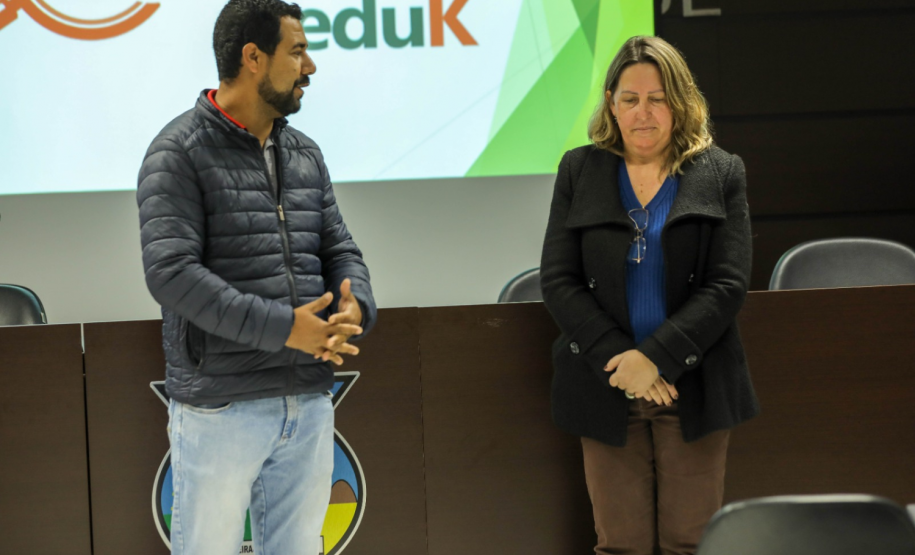 Médicos veterinários participam de curso sobre processos de inspeção municipal promovido pela Adapar