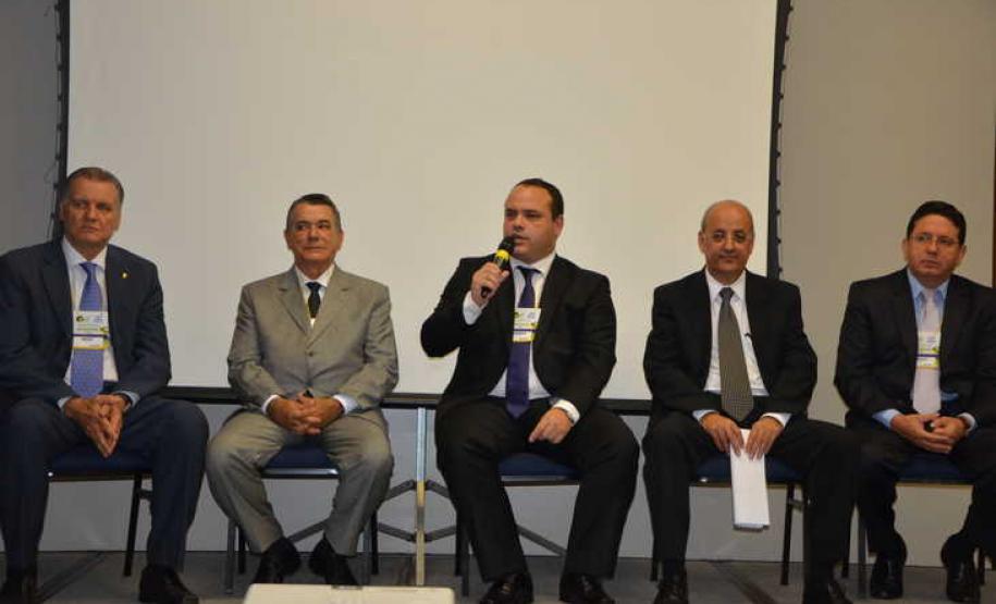 A garantia da qualidade dos produtos de origem animal foi o tema de discussão do fórum realizado pela Agência de Defesa Agropecuária do Paraná