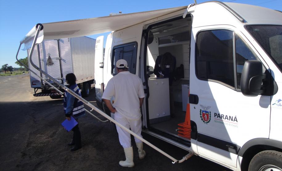 A ADAPAR dispõe em sua estrutura de 08 (oito) Vans Master Furgão Renault que foram adaptadas e estão sendo utilizadas como unidades móveis de fiscalização no interior do Estado.