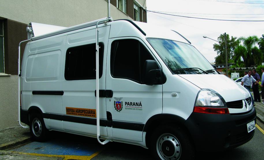 A ADAPAR dispõe em sua estrutura de 08 (oito) Vans Master Furgão que foram adaptadas e estão sendo utilizadas como unidades móveis de fiscalização no interior do Estado.