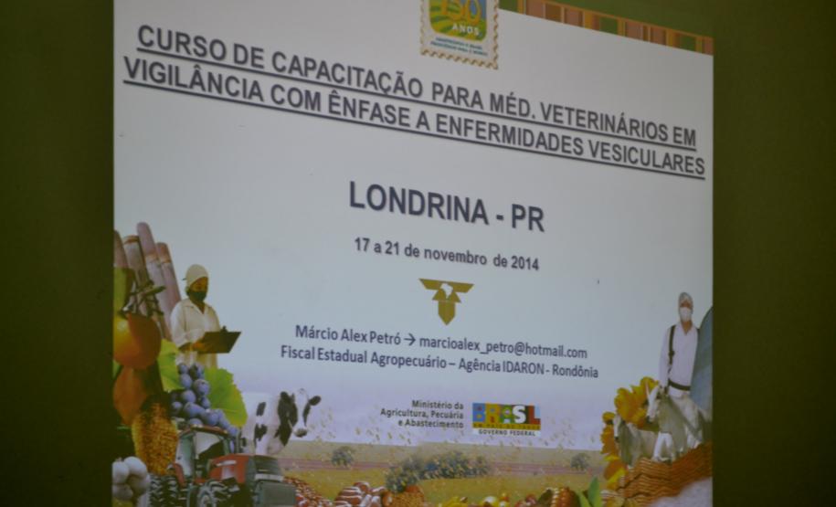 Adapar realiza curso de capacitação para médicos veterinários em Londrina