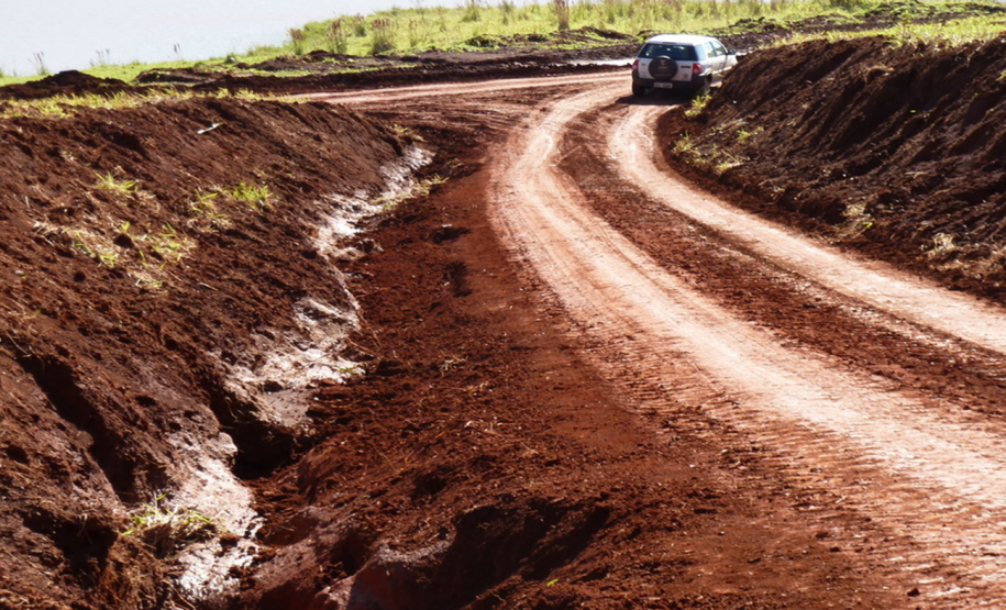 Erosão em estrada rural