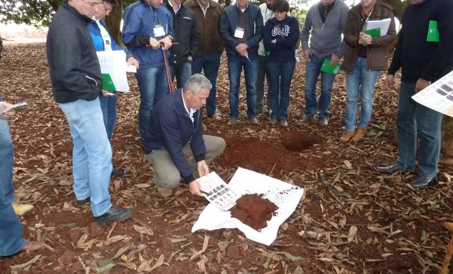 Elaboração e Execução de Projetos de Uso, Manejo e Conservação do Solo Agrícola foi tema de Curso Piloto realizado pela Adapar.