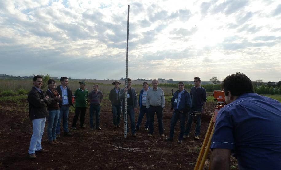 Elaboração e Execução de Projetos de Uso, Manejo e Conservação do Solo Agrícola foi tema de Curso Piloto realizado pela Adapar.