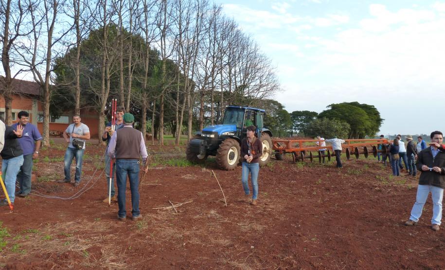 Elaboração e Execução de Projetos de Uso, Manejo e Conservação do Solo Agrícola foi tema de Curso Piloto realizado pela Adapar.