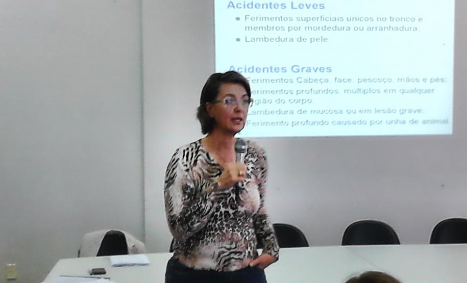 ADAPAR PARTICIPA DE EVENTO SOBRE RAIVA EM CASCAVEL