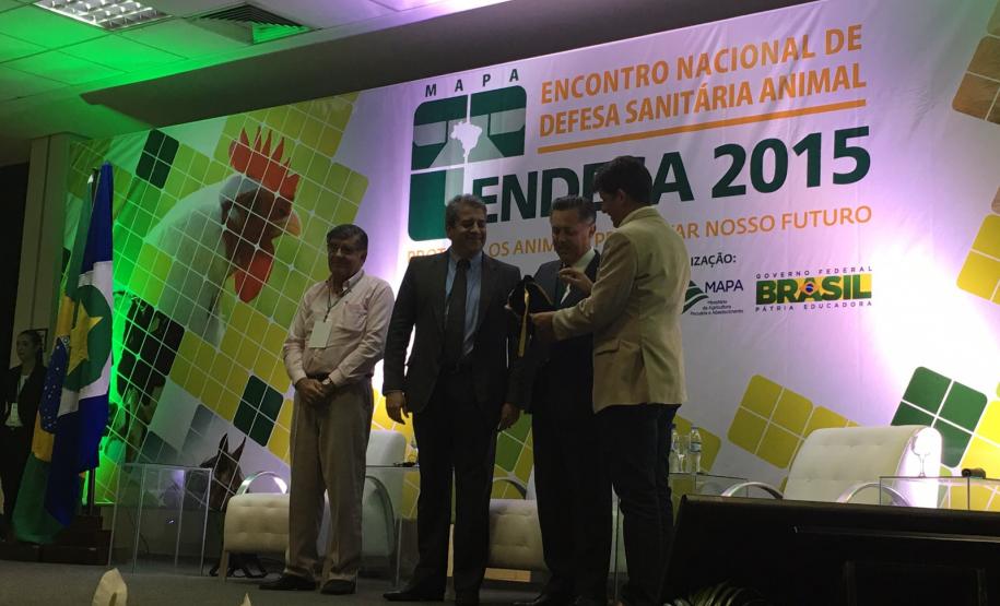 Silmar Pires Bürer é homenageado com PRÊMIO ENDESA 2015