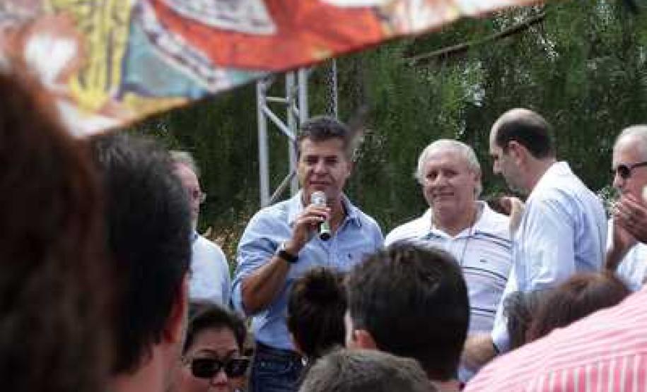 Paraná adota sistema on line para comprovação da vacinação contra a Febre Aftosa Paraná adota sistema on line para comprovação da vacinação contra a Febre Aftosa