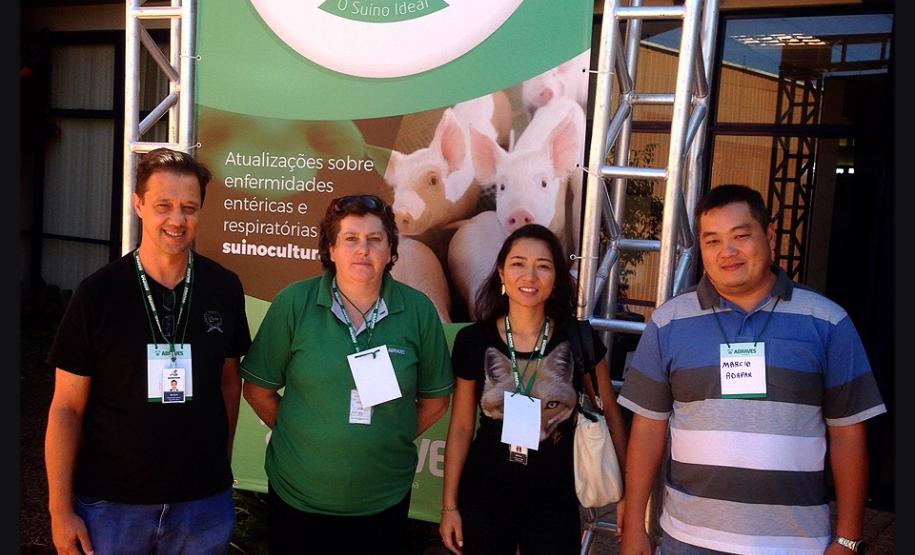 XII Encontro Regional da Associação de Médicos Veterinários Especialistas em Suínos-PR (ABRAVES-PR).