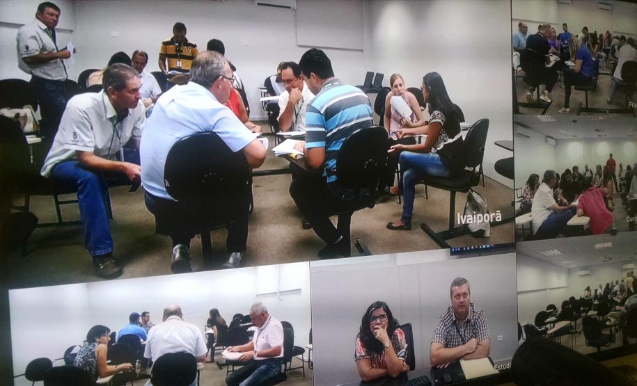 Teve início nesta semana o ciclo de planejamento estratégico da ADAPAR para o período 2016 – 2019, com a realização da primeira fase das OFICINAS DE DIAGNÓSTICO ESTRATÉGICO - Detalhe da videoconferência