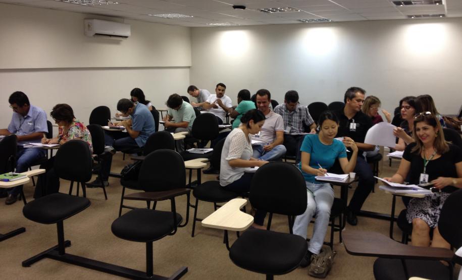 Teve início nesta semana o ciclo de planejamento estratégico da ADAPAR para o período 2016 – 2019, com a realização da primeira fase das OFICINAS DE DIAGNÓSTICO ESTRATÉGICO - Equipe de Maringá