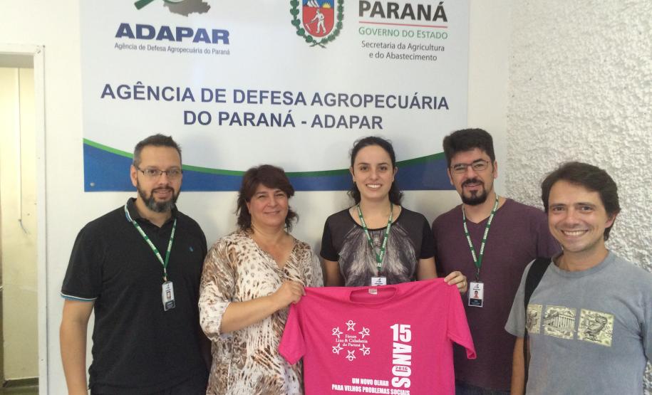 ADAPAR PARTICIPA DE HOMENAGEM NO FORUM LIXO E CIDADANIA
