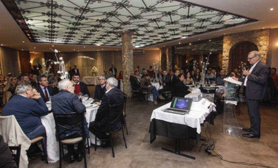 Adapar comemora 4 anos de existência e os avanços da agropecuária paranaense